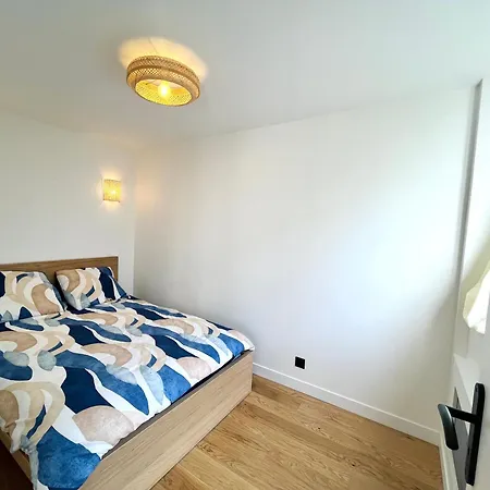 Flat In West Paris, Near Seine 아파트