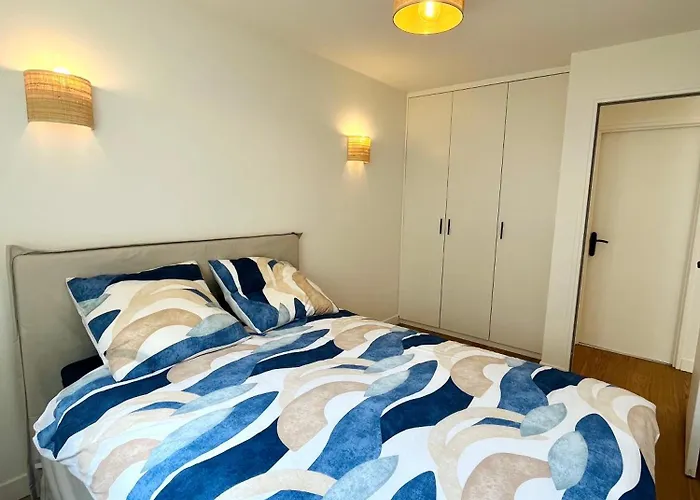 Flat In West Paris, Near Seine Apartman *