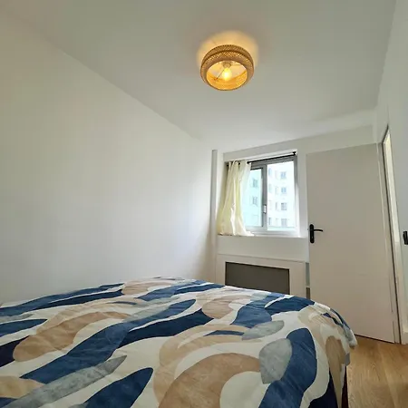Flat In West Paris, Near Seine דירה